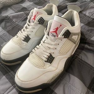 Men’s size 12 Jordan 4 Retro Cement